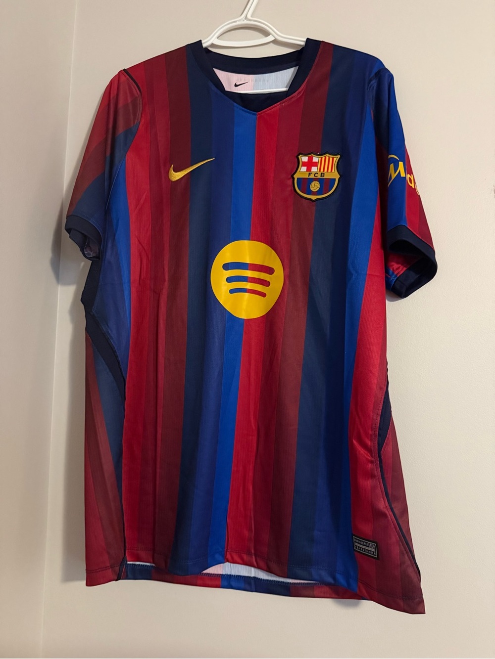 Nike Men's Lamine Yamal Barca jersey